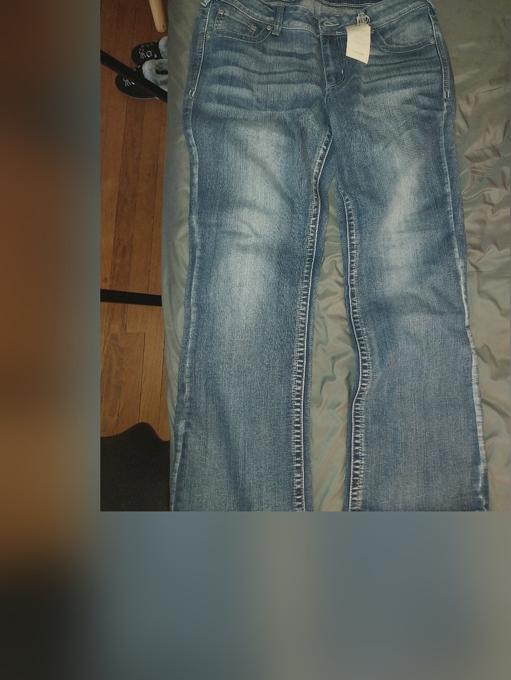 NWT Maurices 14 W SHIRTClassic Light Wash Denim Jeans Bootcut